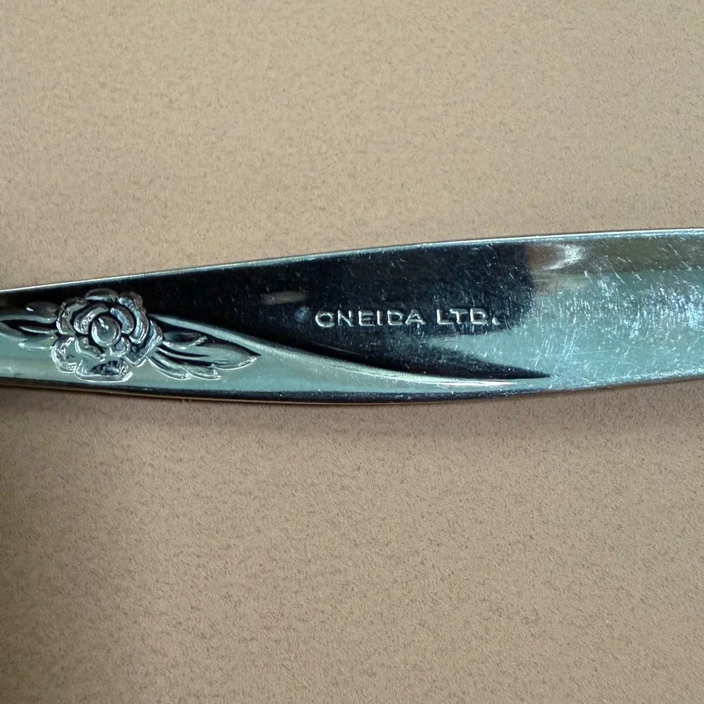 Oneida rogers premier
