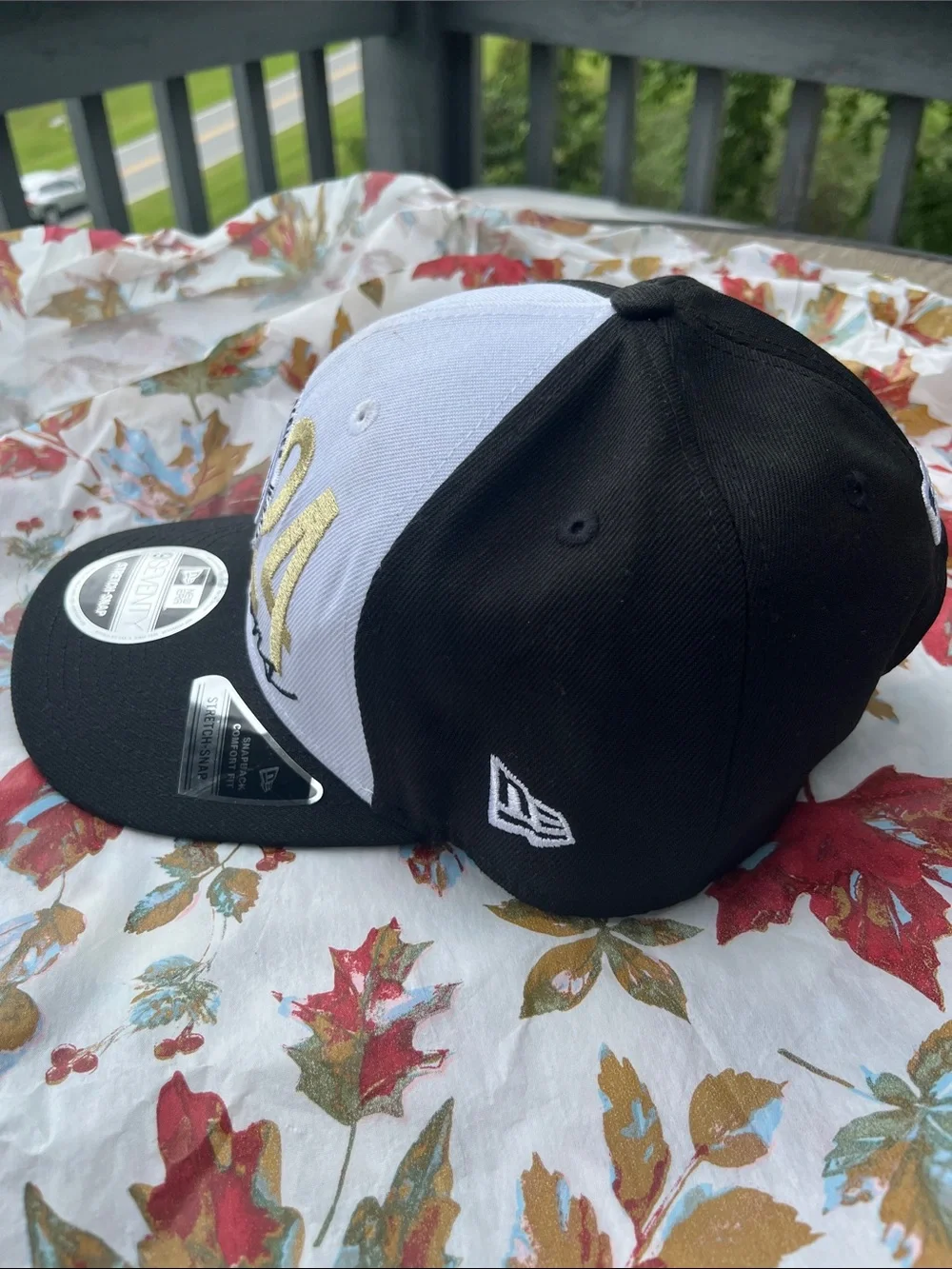 New Era championship mesh bold