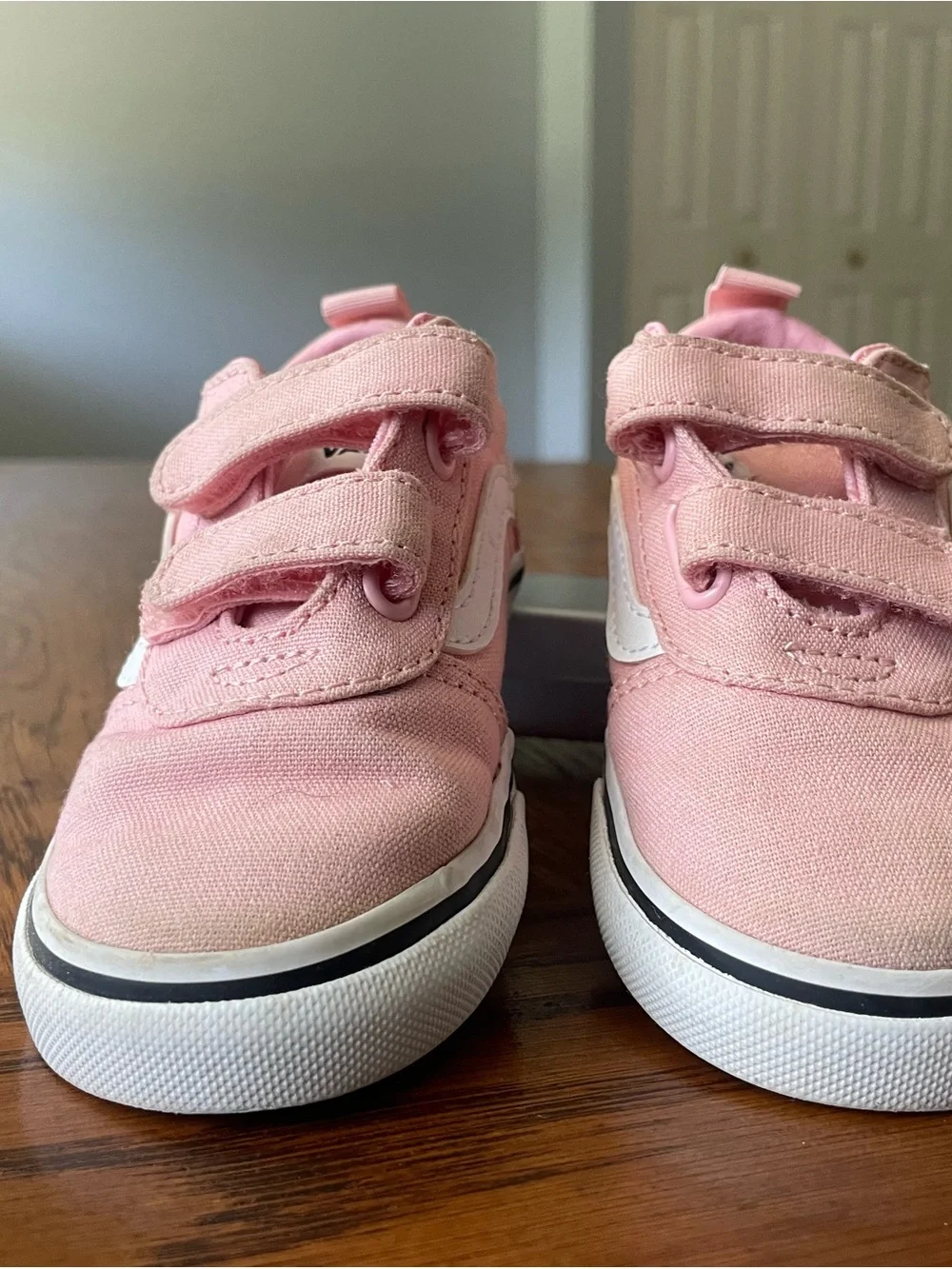 Vans cute low
