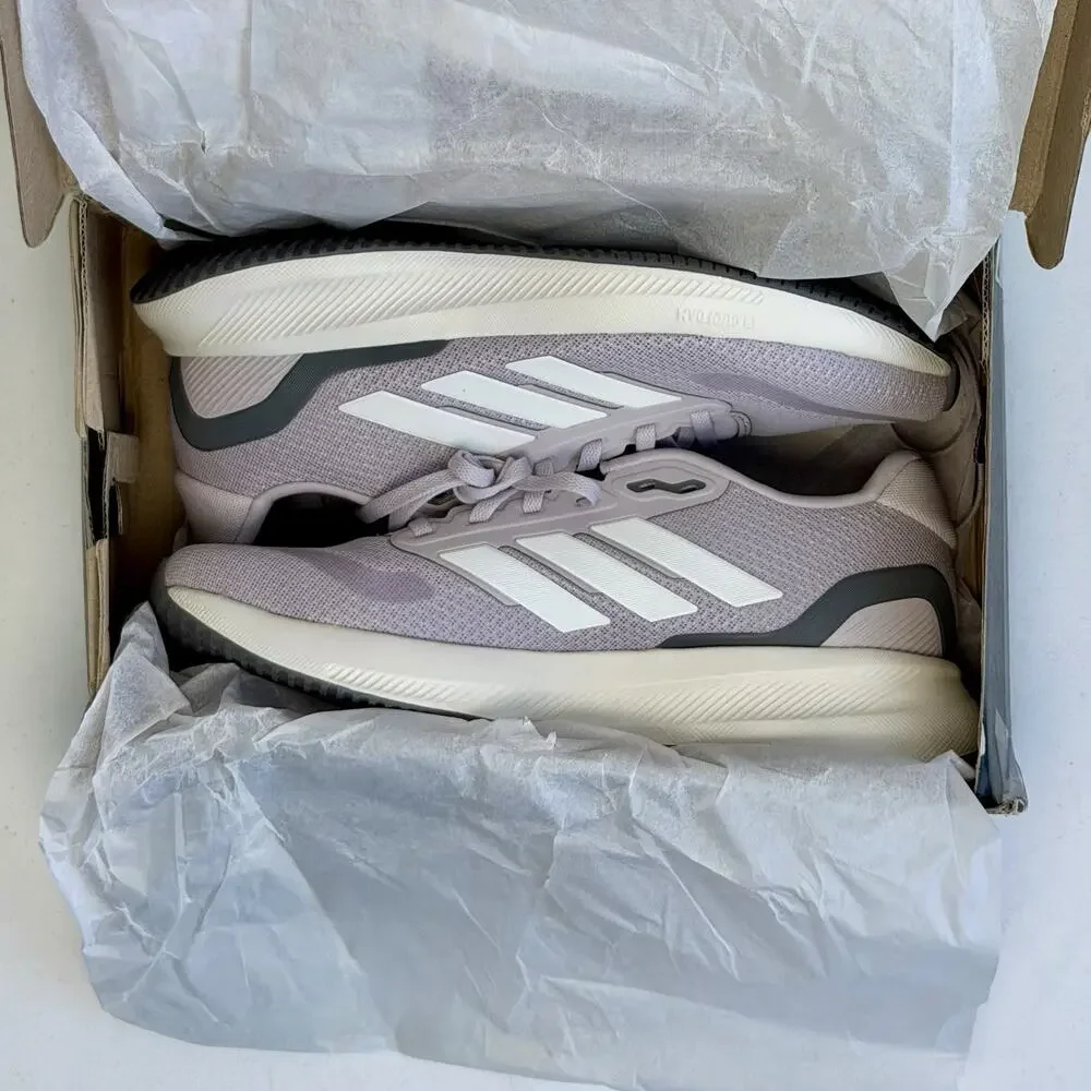 adidas casual textile