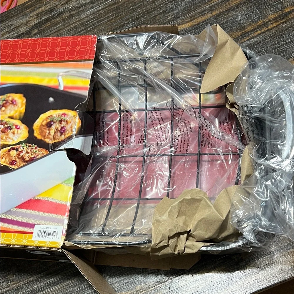 Nordic Ware includes nordic