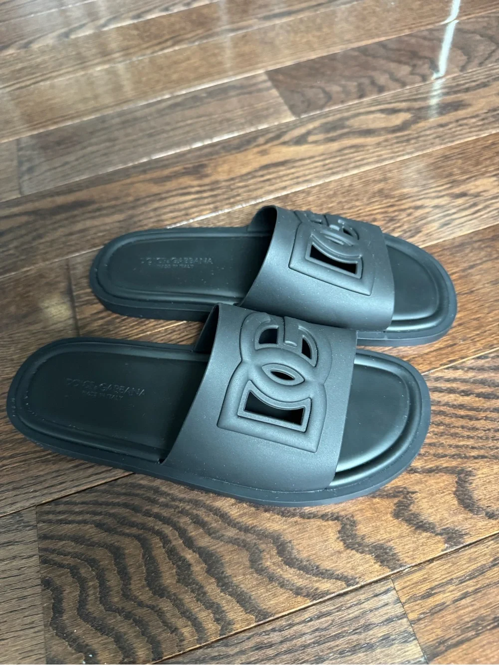 Dolce & Gabbana classic slide