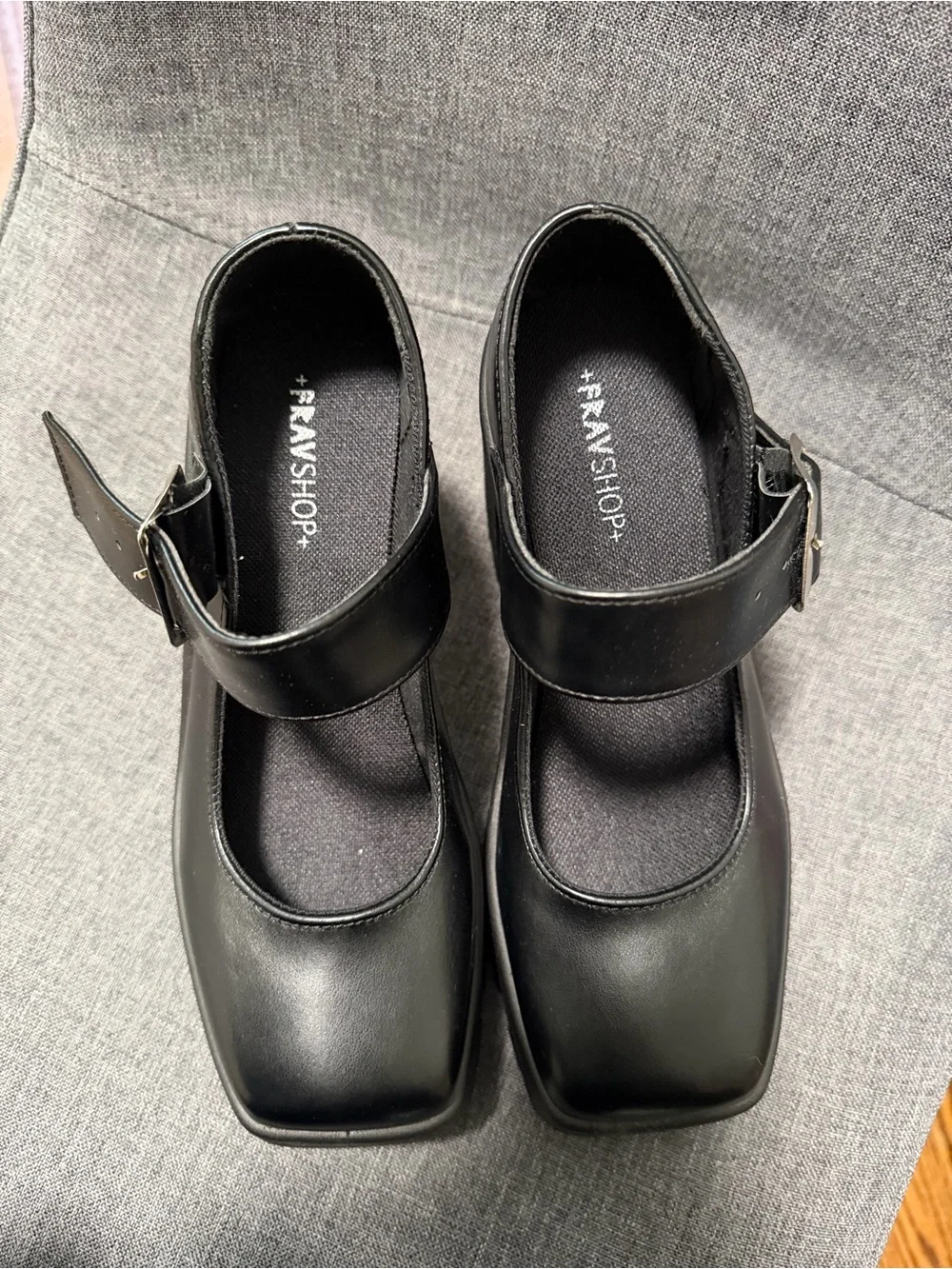 Dolls Kill stylish black