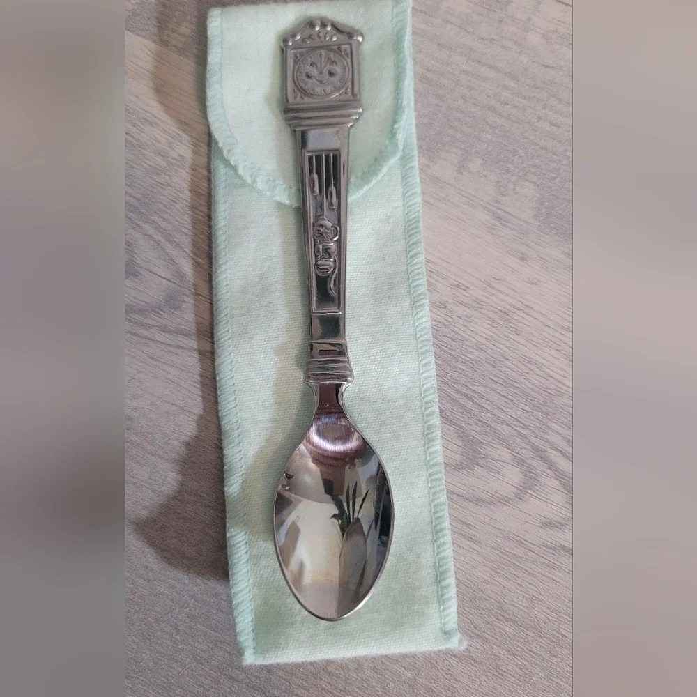 Avon this elegant