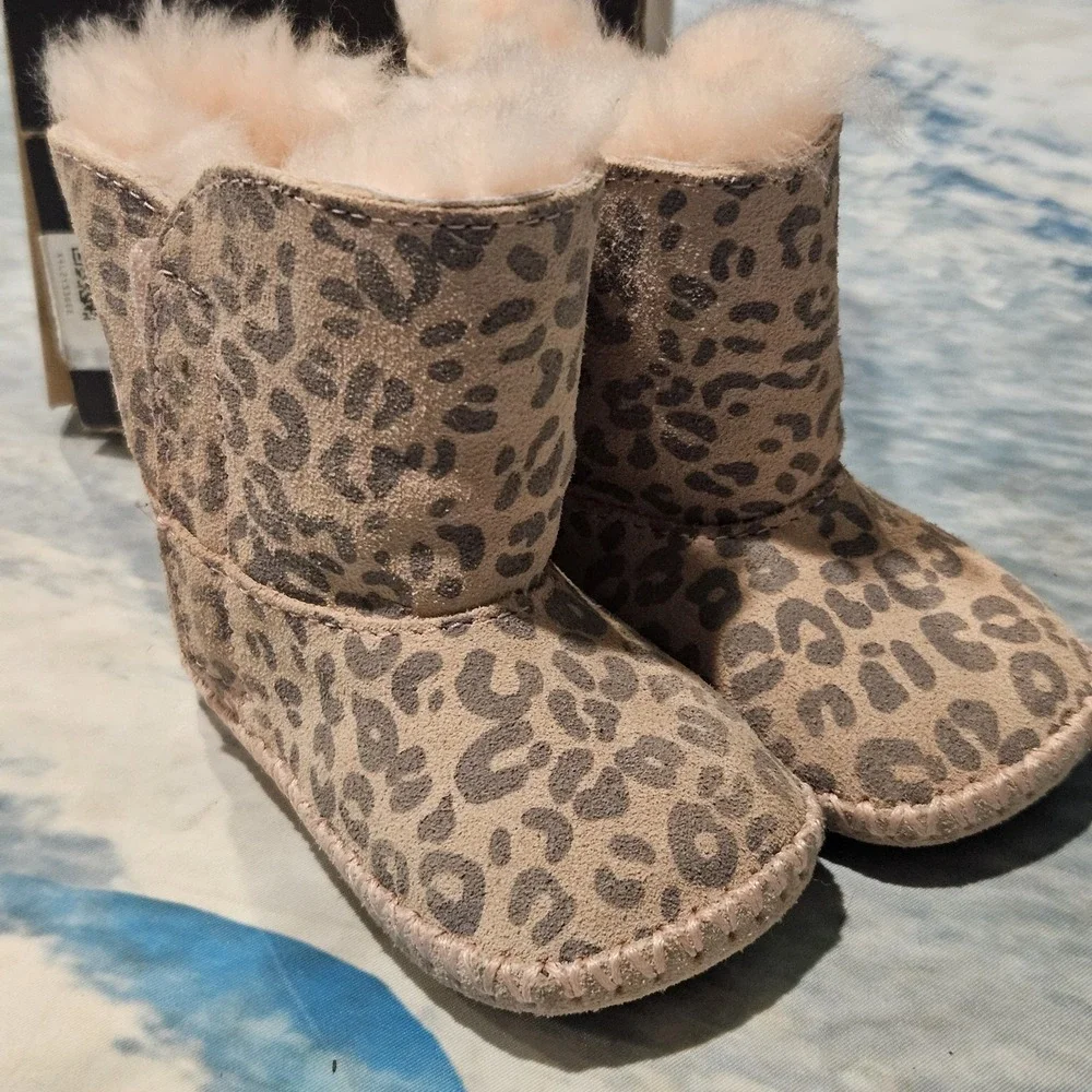 UGG cassie leopard