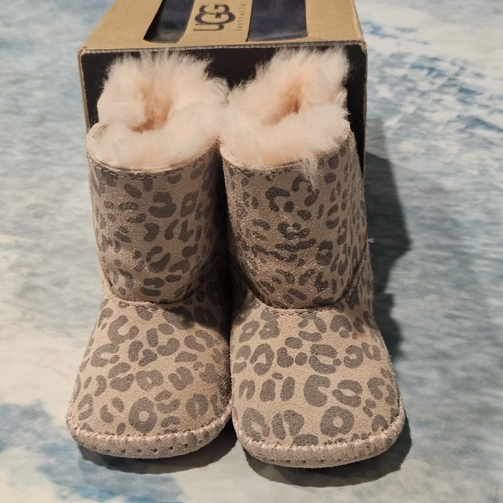 UGG cassie leopard