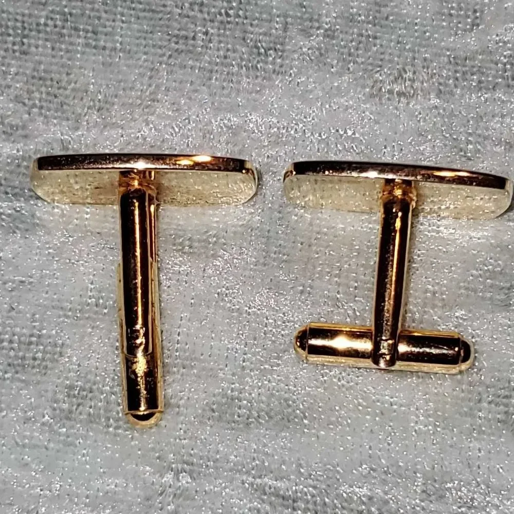 None sophisticated gold
