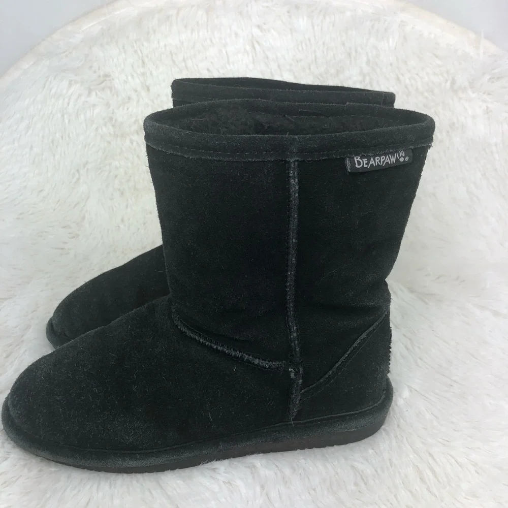 BearPaw good size