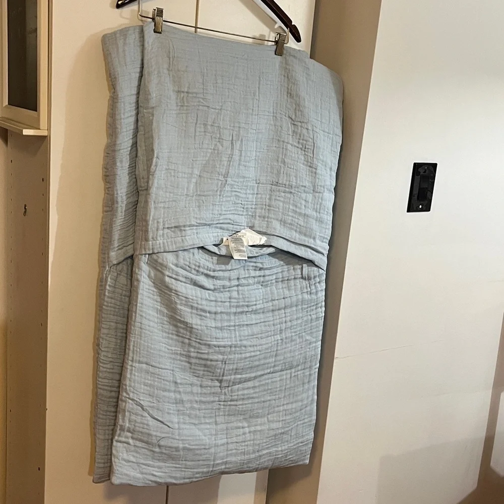 Anthropologie new but
