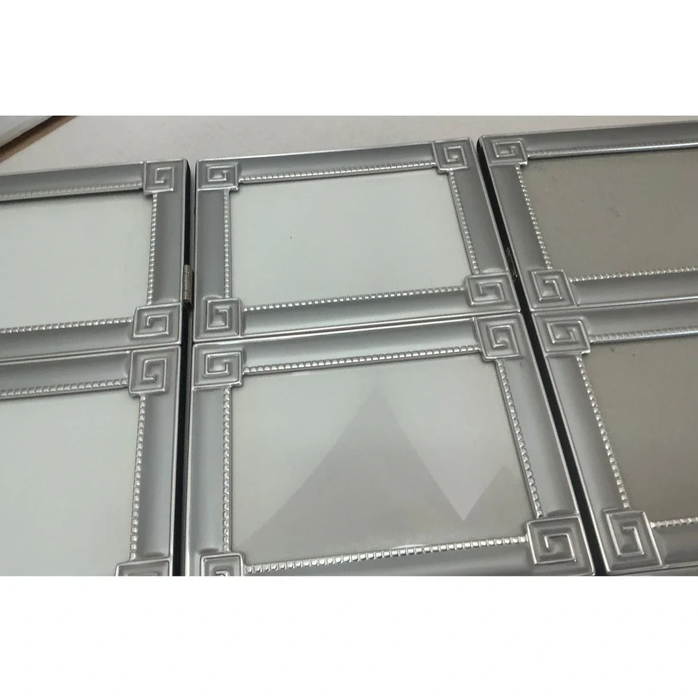Unbranded frame panels