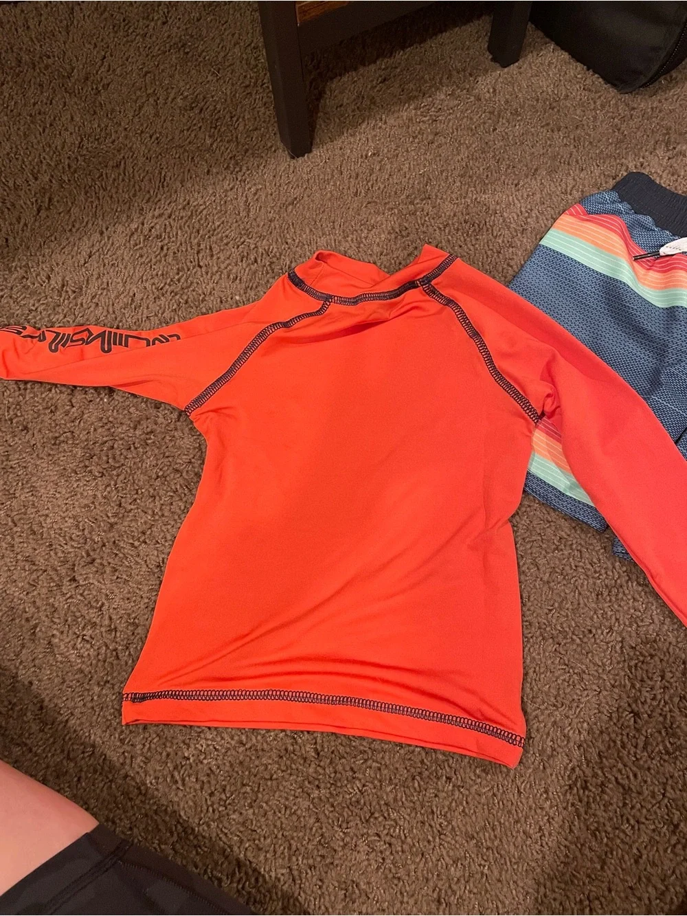 Quiksilver rash striped nwt