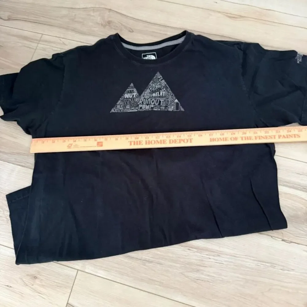 The North Face shirt xl black