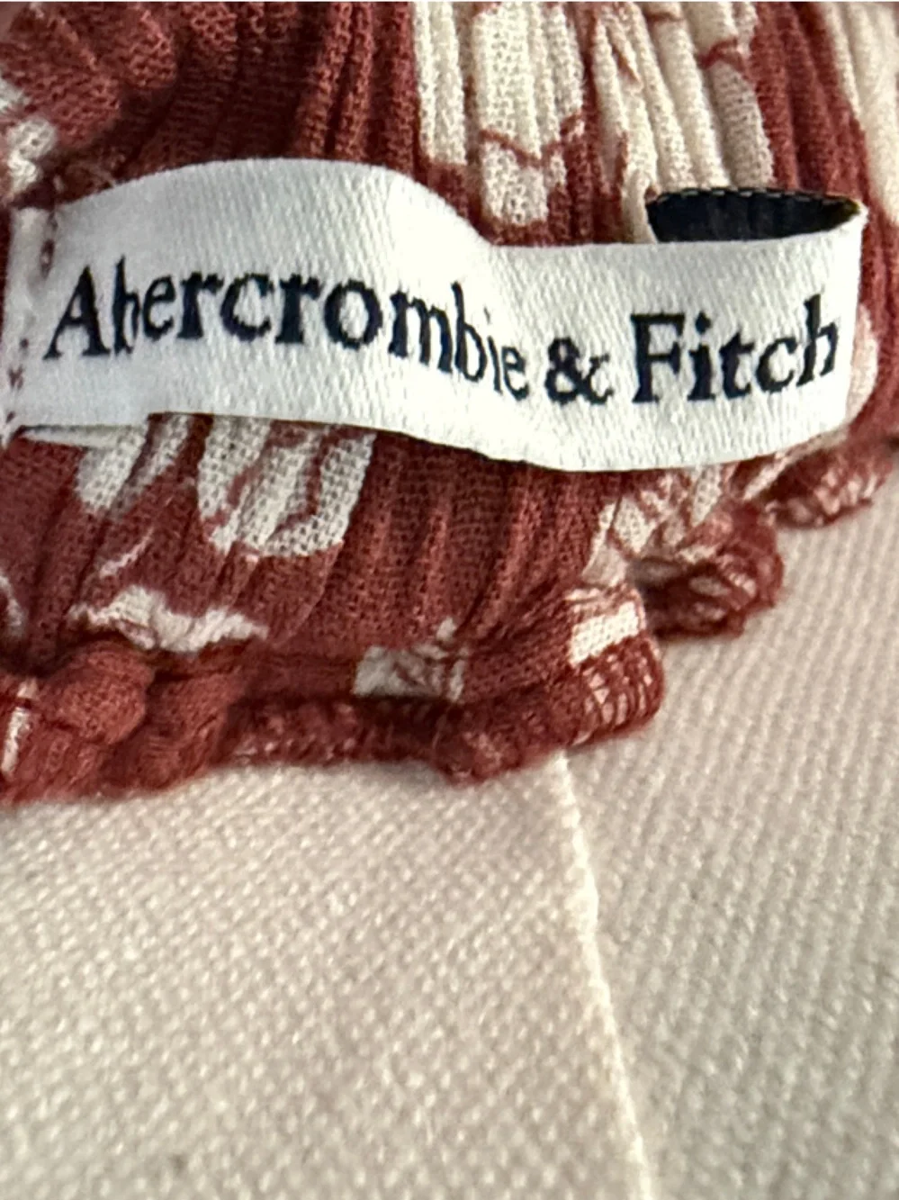 Abercrombie & Fitch halter style