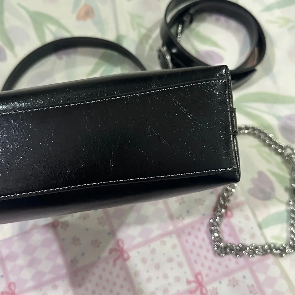 Coach brand color