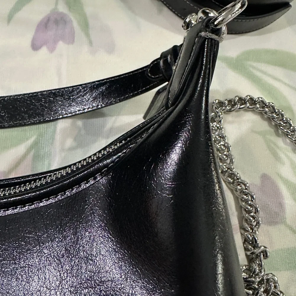 Coach brand color