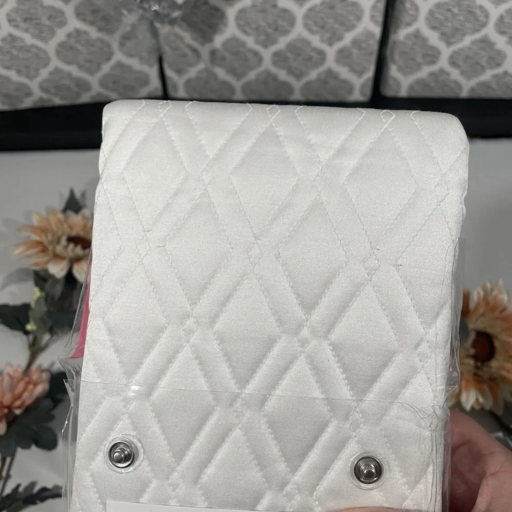 Hotel Collection nib $135