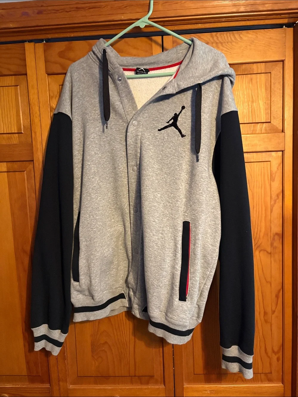 Jordan embroidered comfortable