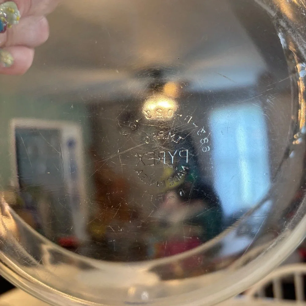 Pyrex vintage clear