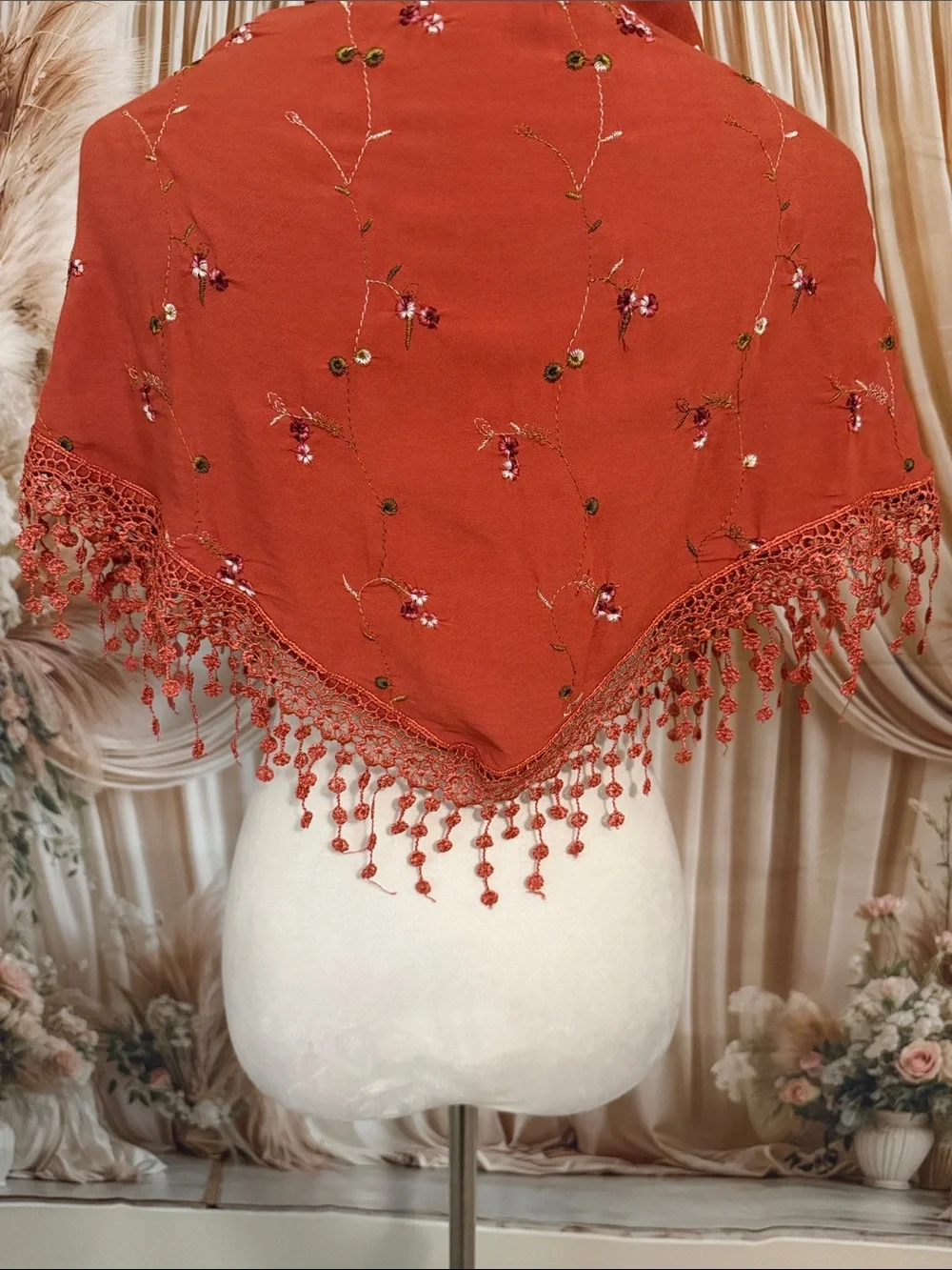 N/A lightweight embroidered