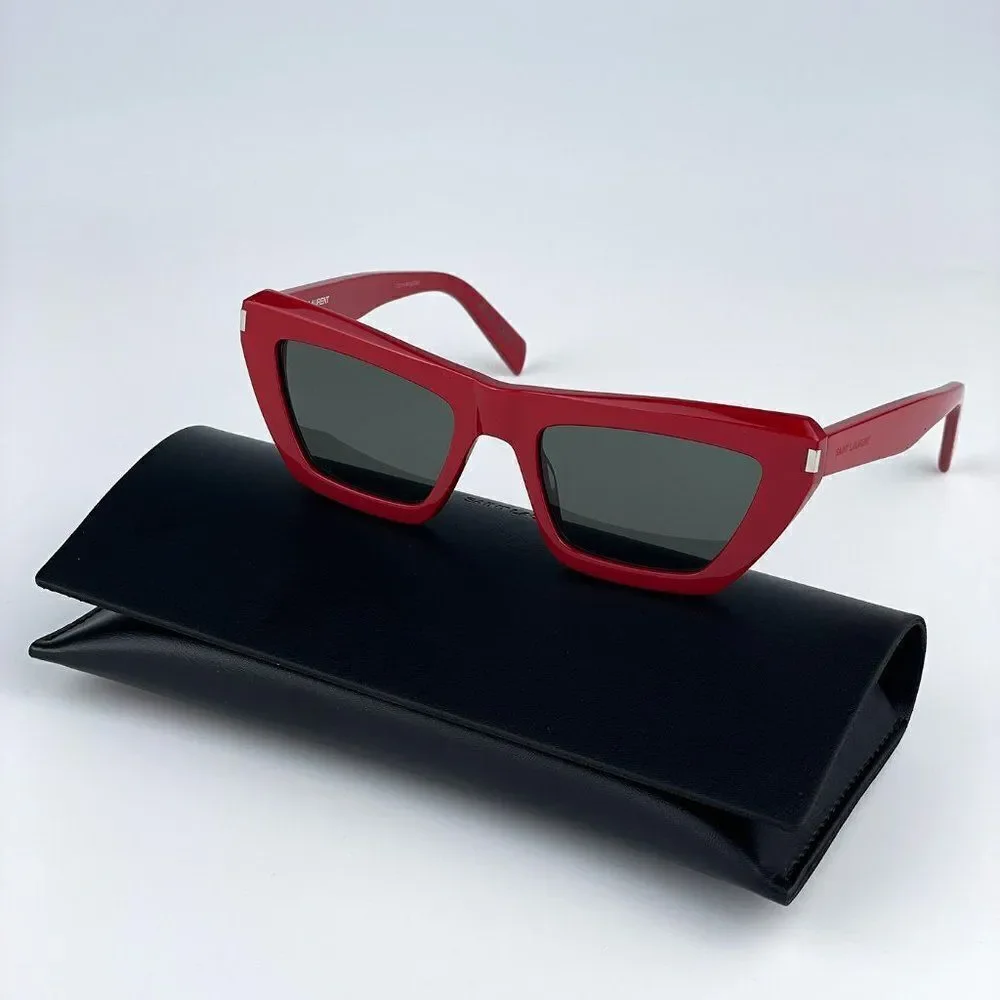 Saint Laurent protection gender material
