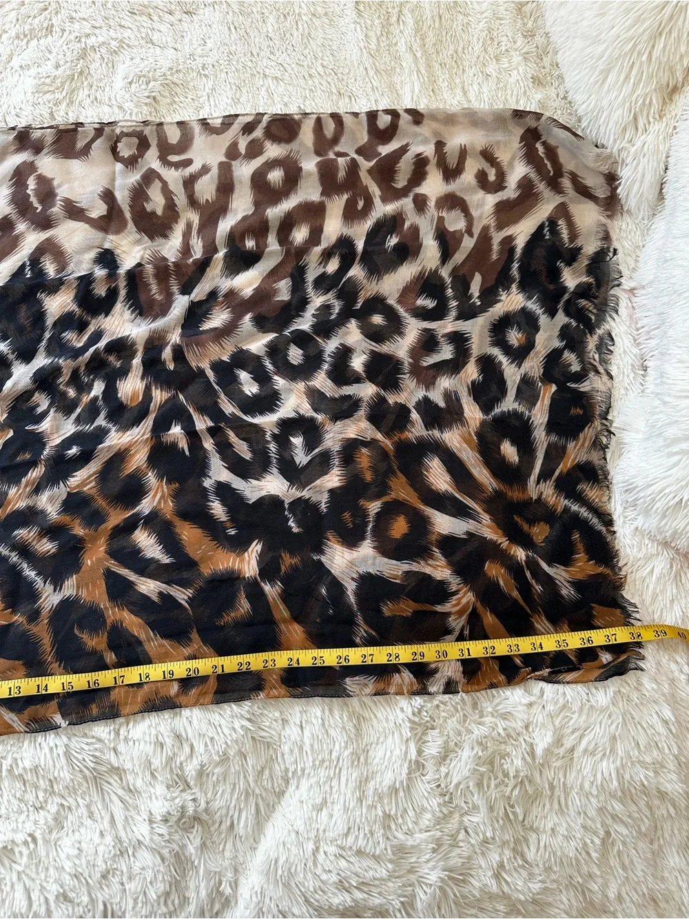 Joan Rivers any pairs accessories