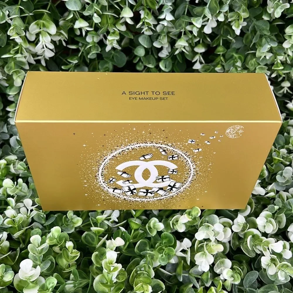 CHANEL sight display edition