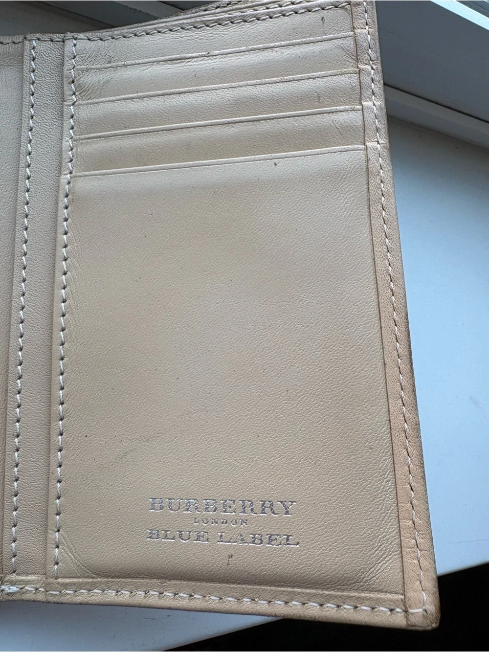 Burberry authentic blue