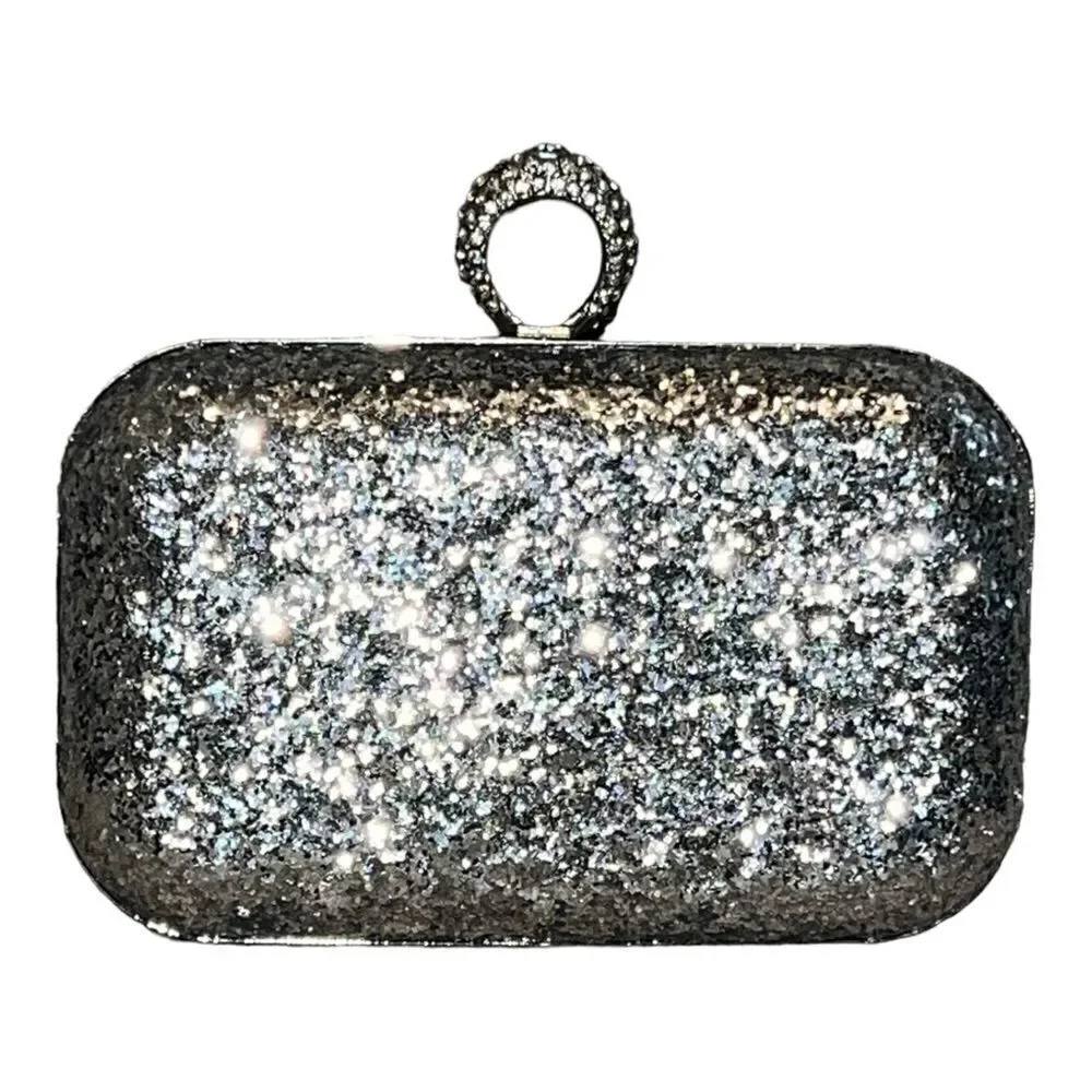 thirty-one jewell socialite