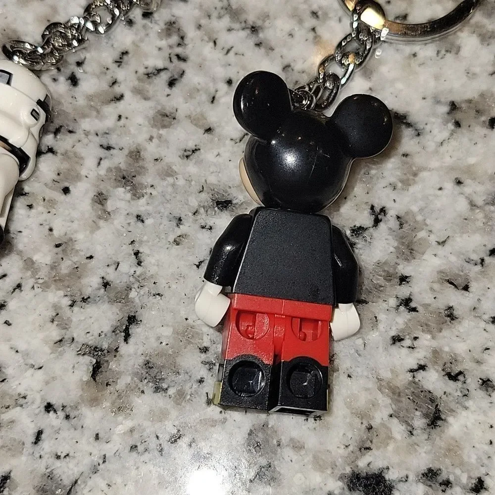 Lego mouse star keychain