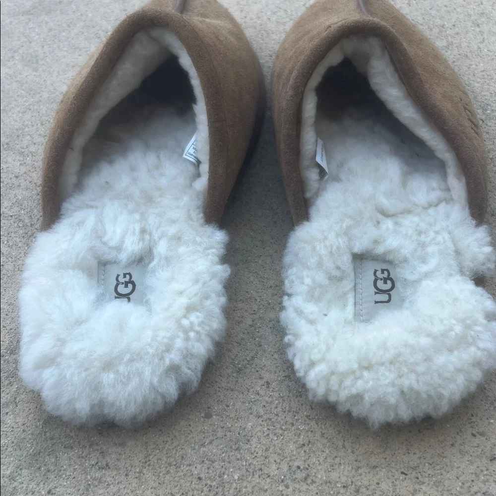 UGG scuff chestnut