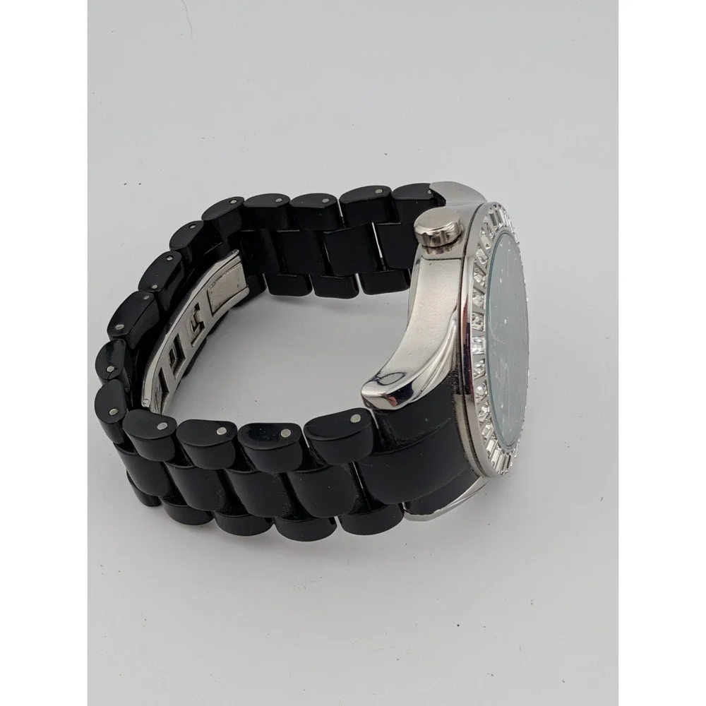 Anne Klein see pictures