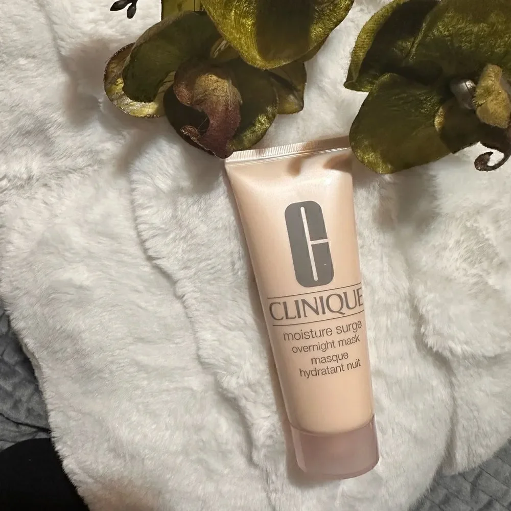 Clinique moisture surge