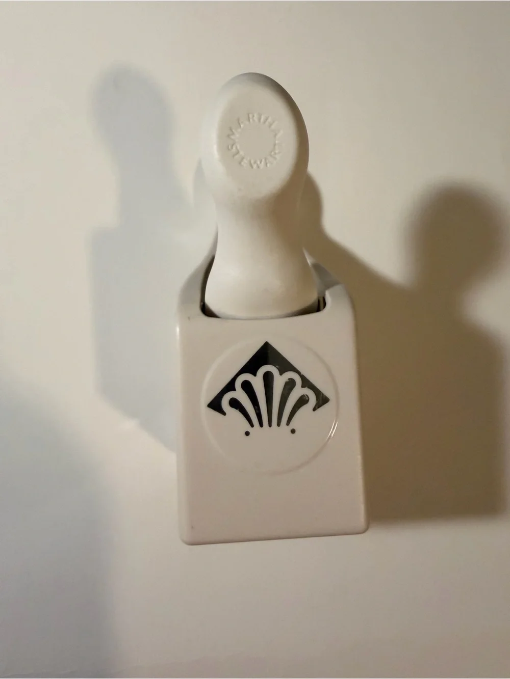 White Decorative paper Punch – Shell Motif