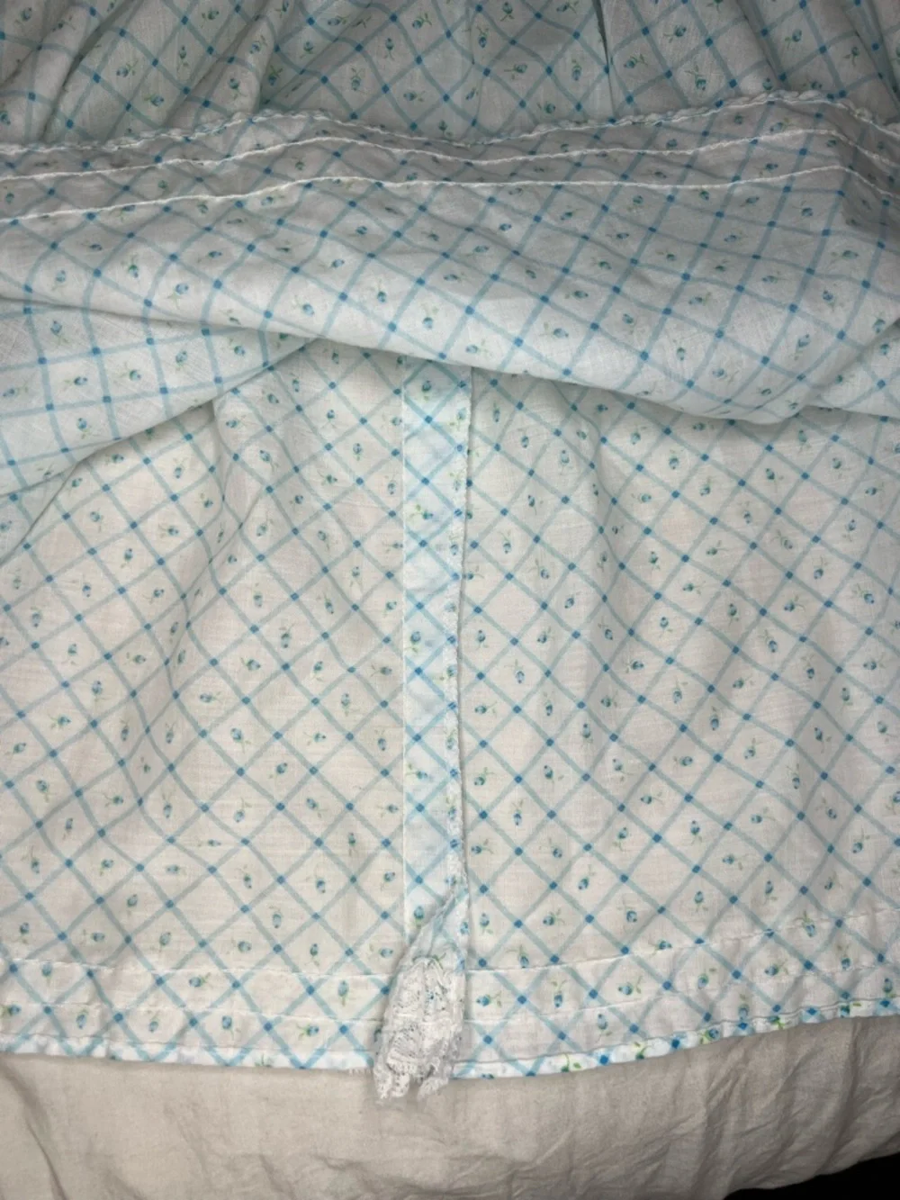Handmade 13 ruffle neck