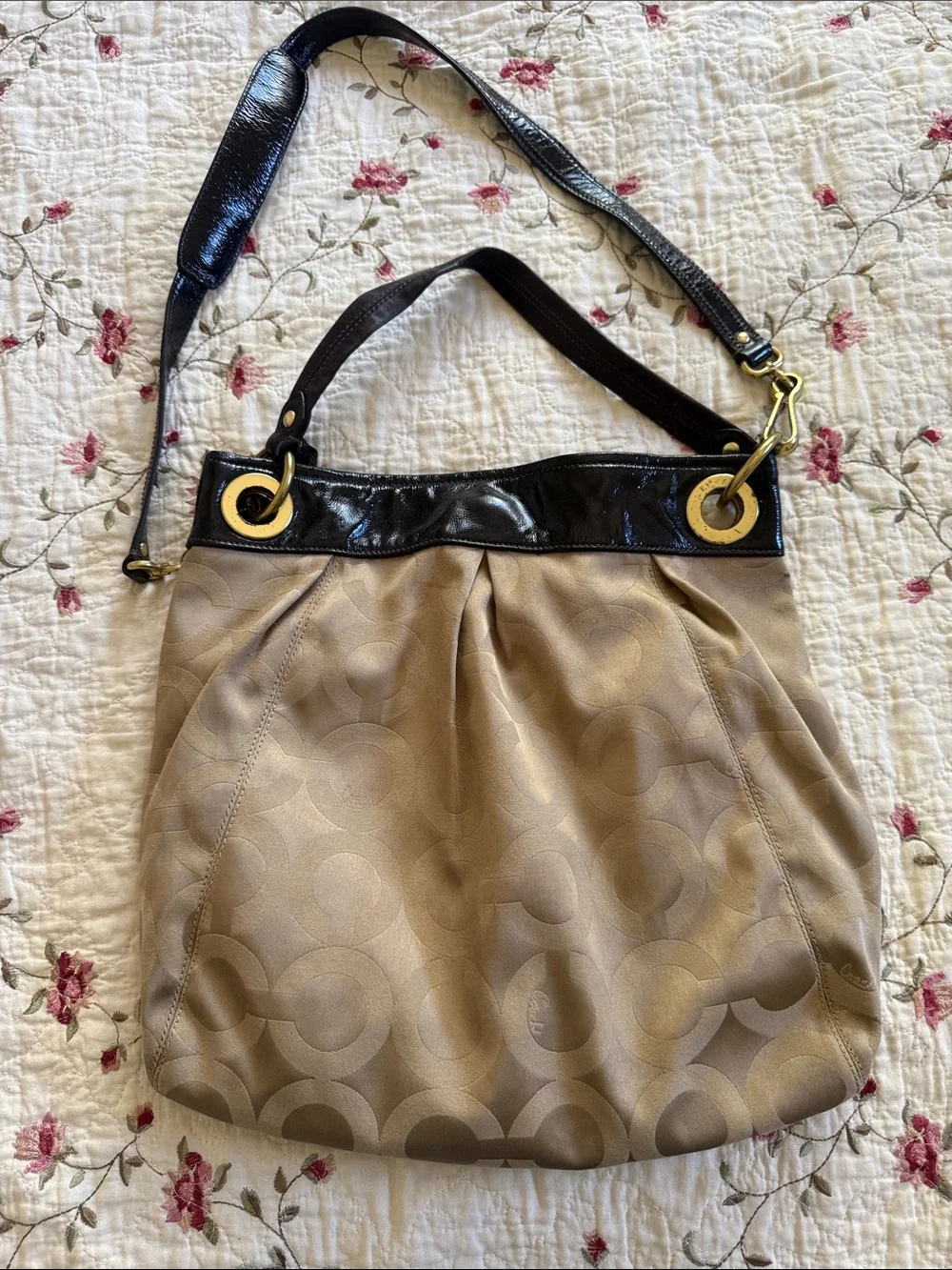 Coach shoulder bag