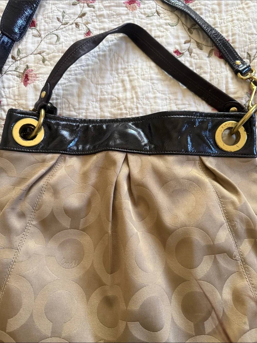 Coach shoulder bag