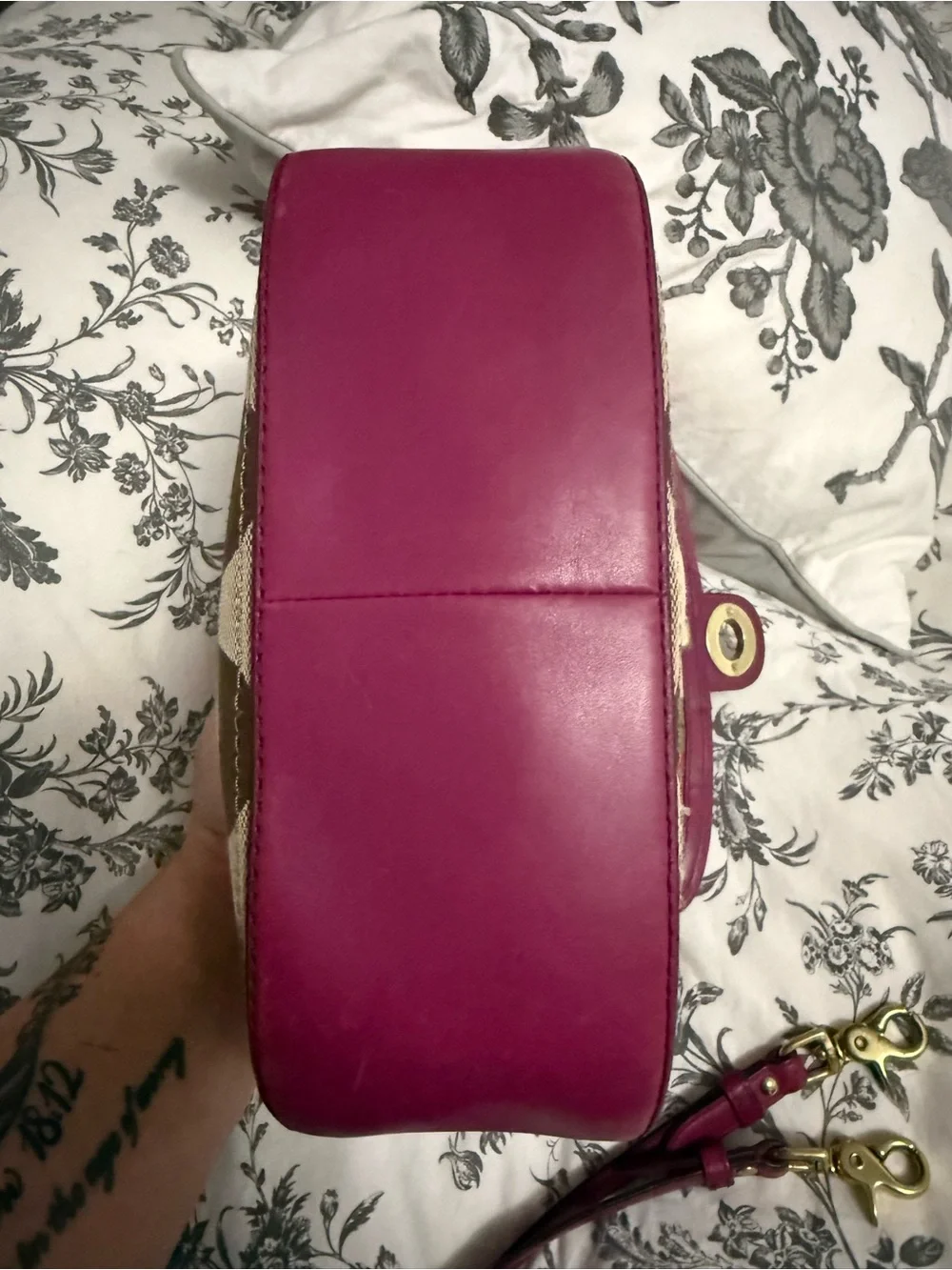 Coach signature canvas
