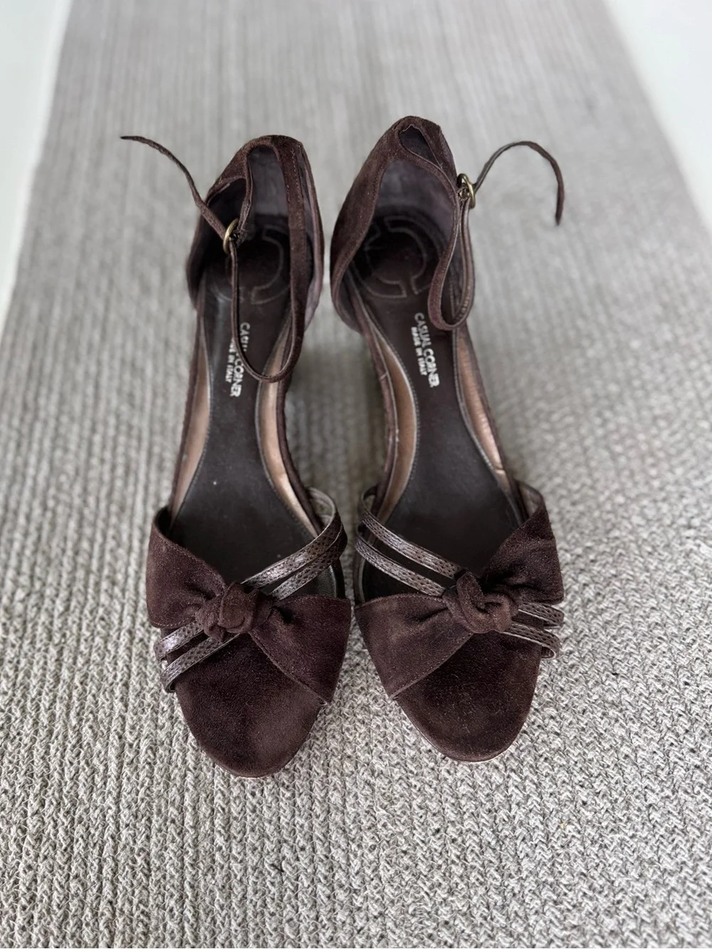 Vintage casual corner