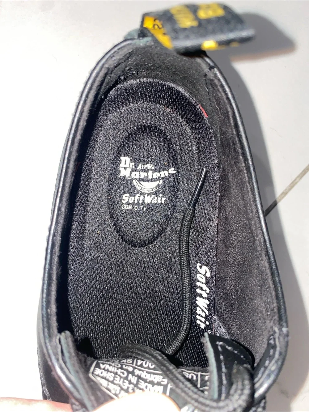 Dr. Martens smooth black