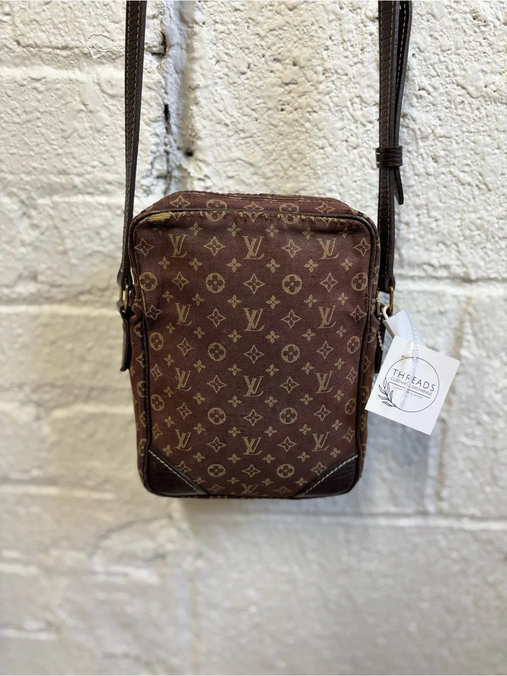 Louis Vuitton authentic th0076