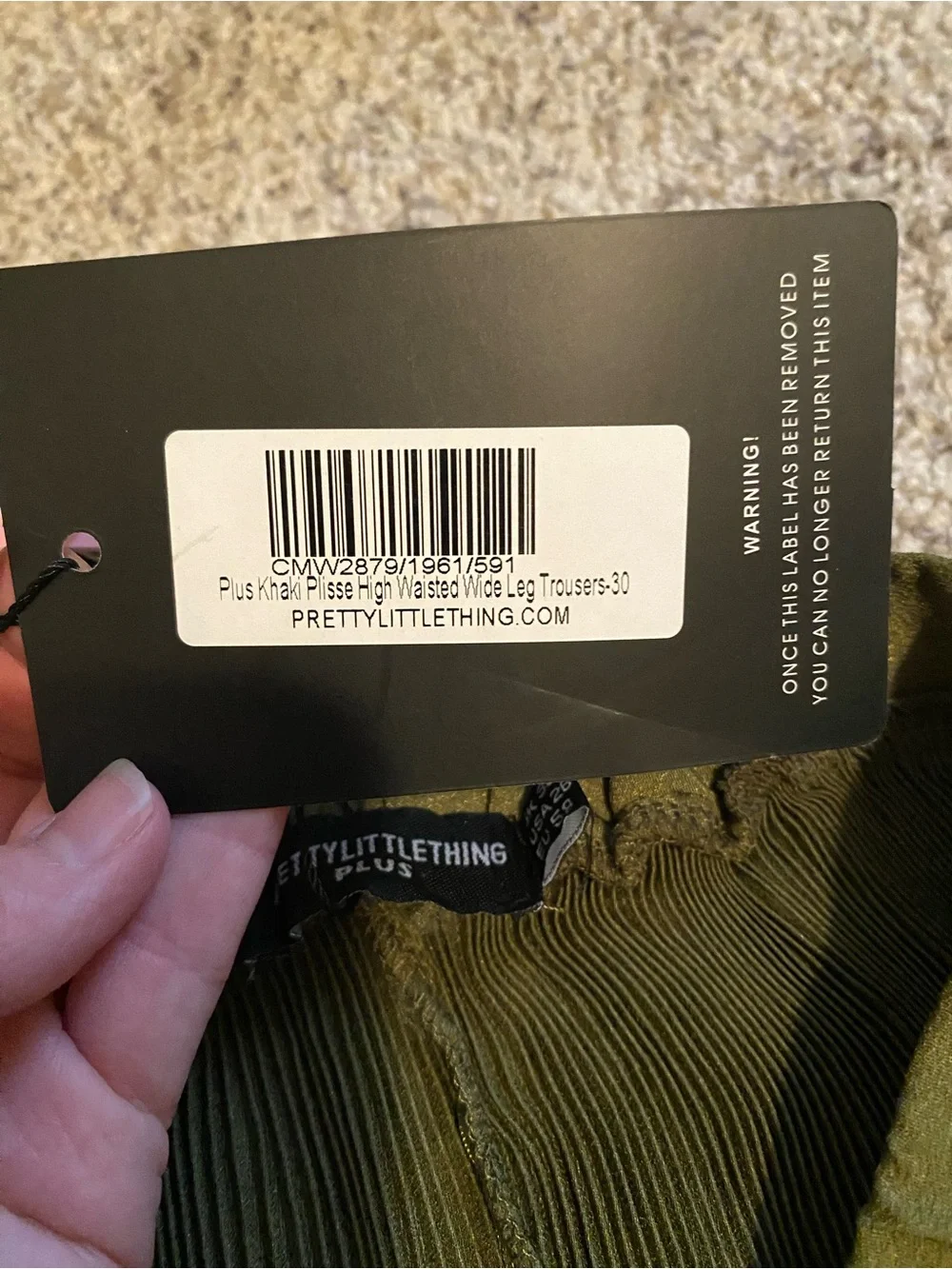 PrettyLittleThing flowy pleated