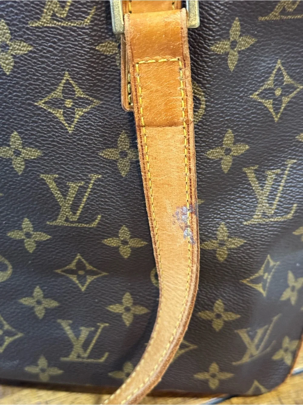 Louis Vuitton classic louis