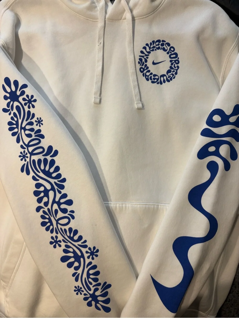 Nike chest pullover