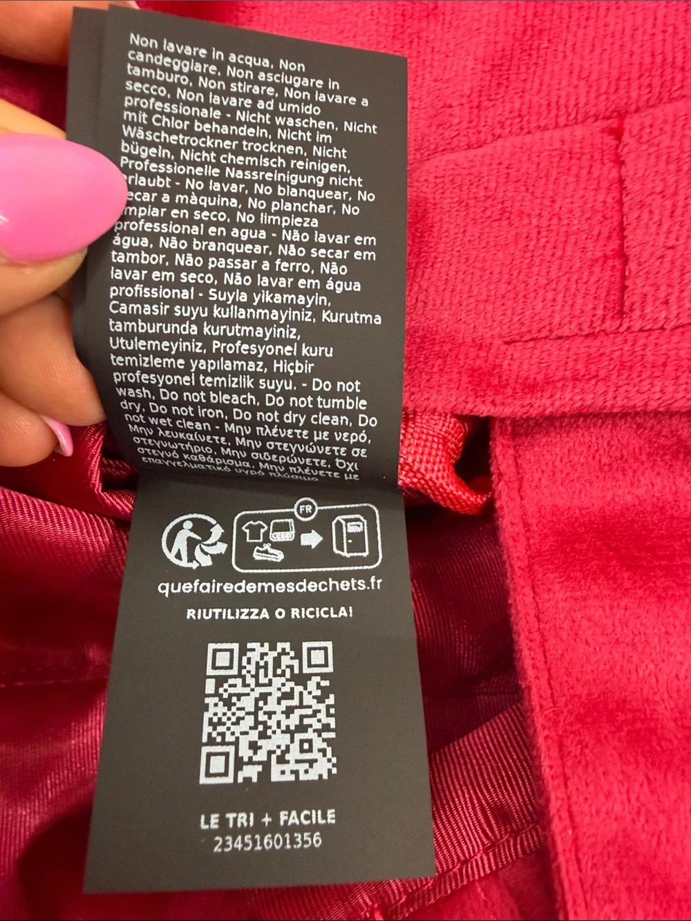 MaxMara luxurious red