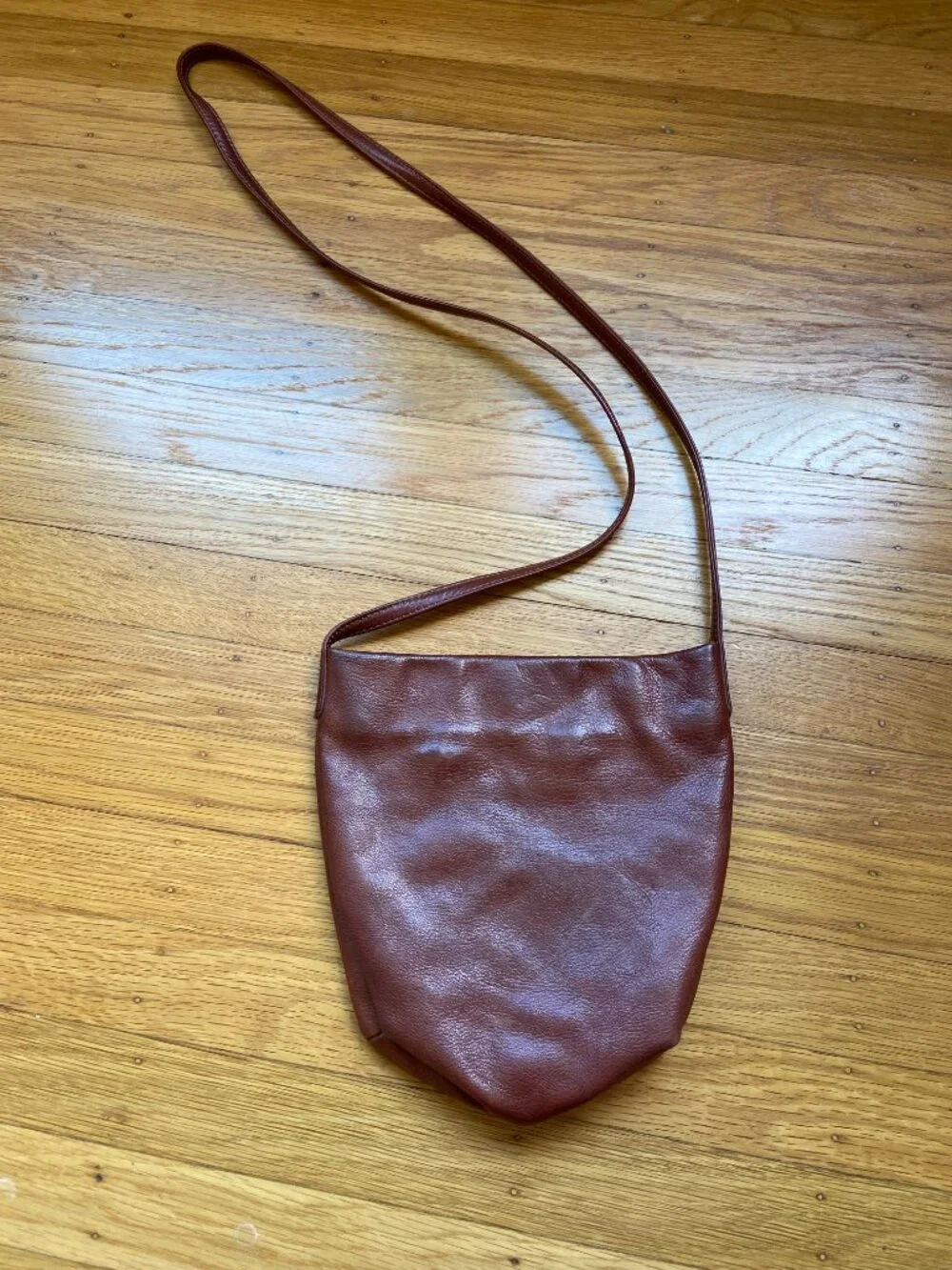 BAGGU leather crossbody