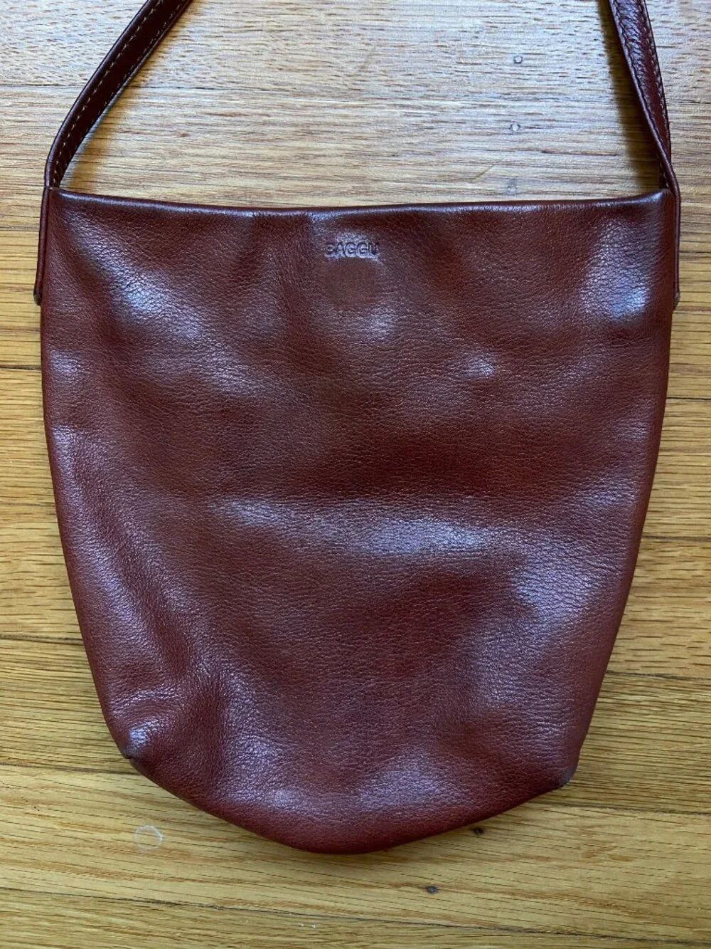 BAGGU leather crossbody