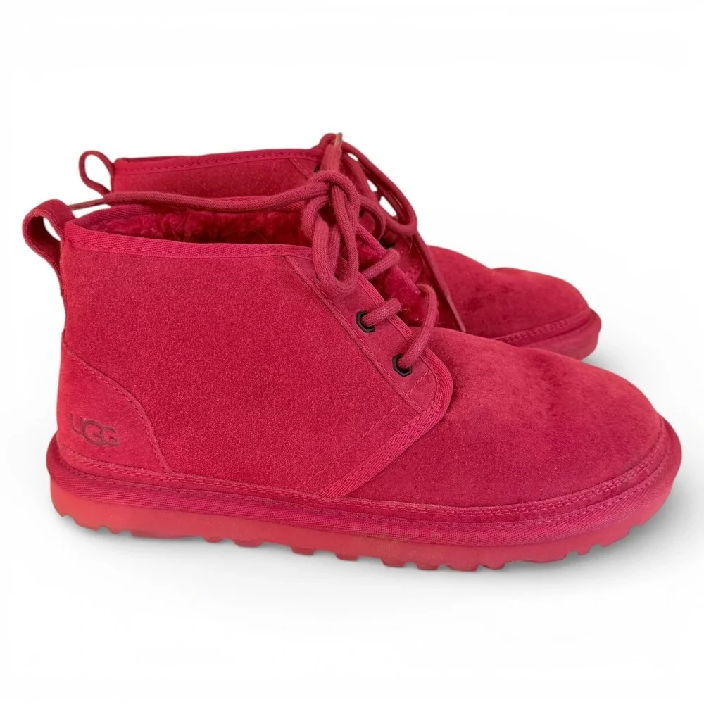UGG Neumel‎ Boot Womens 7 Red Suede Lace Up Chukka Sheepskin Lined 1094269