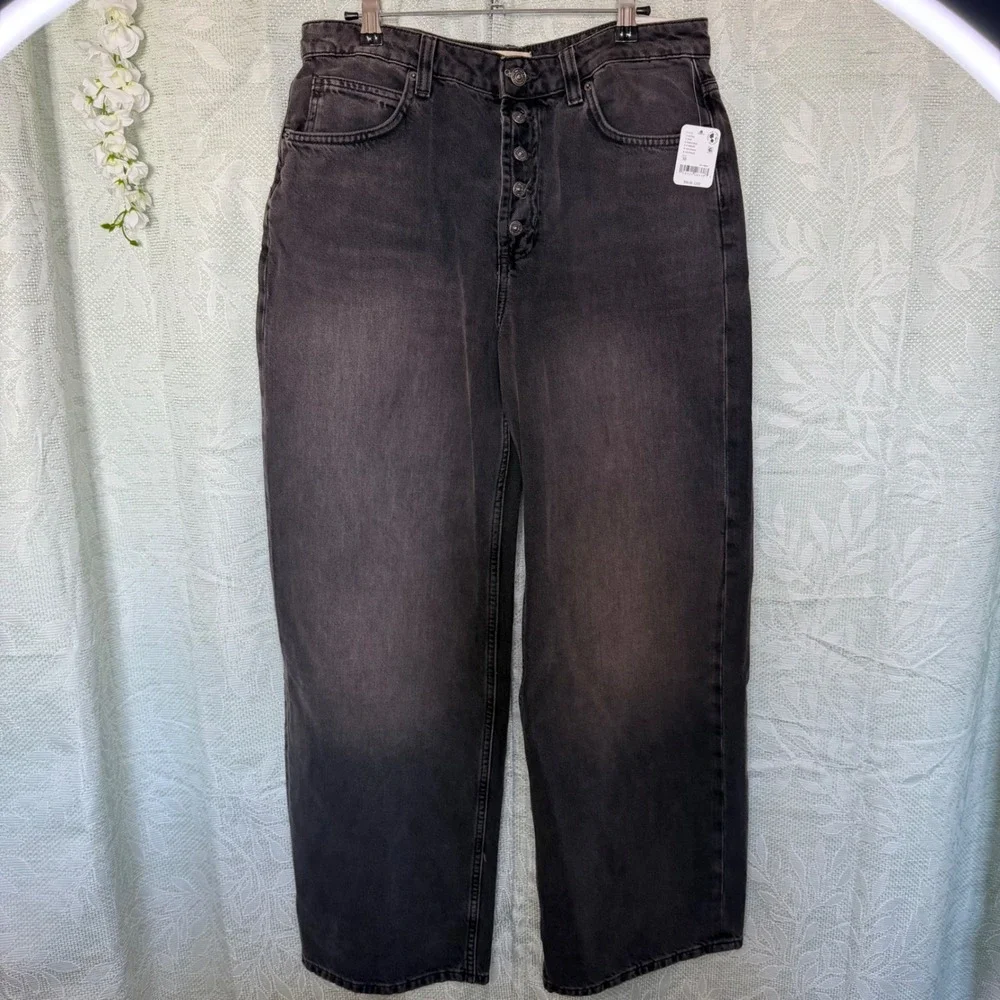 NWT $98 Free People Size 10/30 Nia Boyfriend Jeans Carbon Black Wide Leg‎ Boho