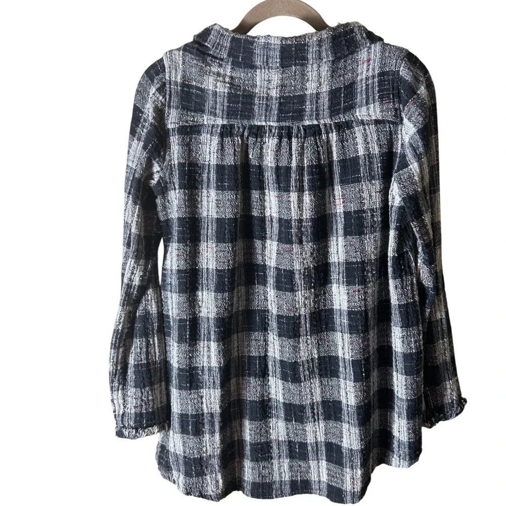 Free People crisp fabric spring