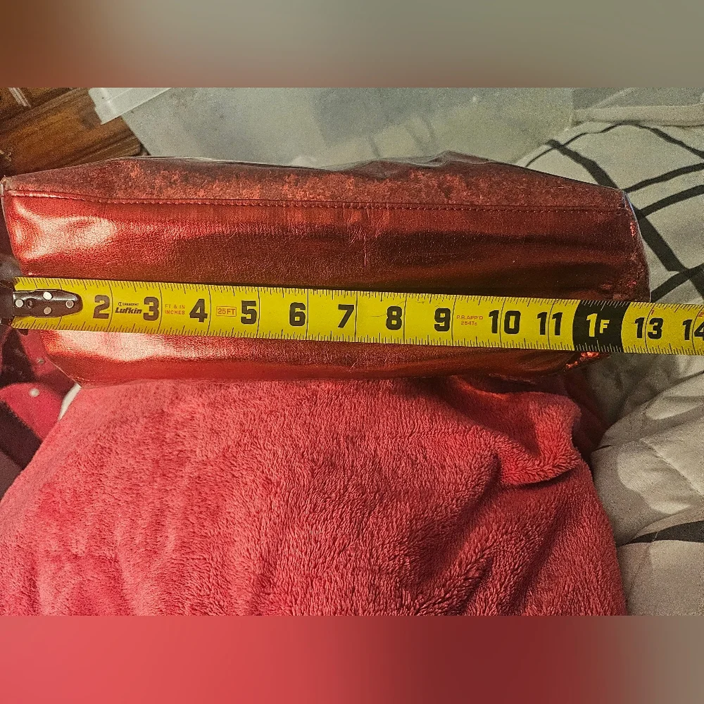 Disney red medium